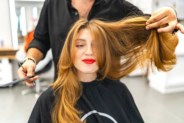 When should I cut my hair for growth according to the moon in 2026