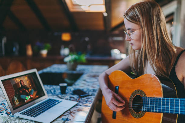 Online Guitar Practice Sessions for Beginners in Bedok
