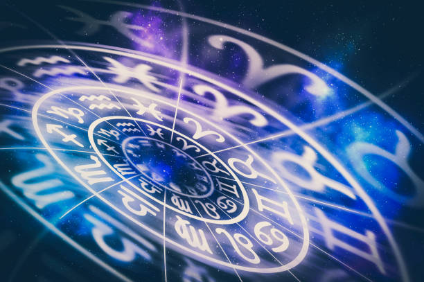 Top 10 the Best Female Astrologers in Chicago