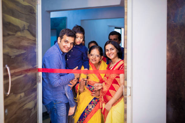 Is pradosham a good day for House Warming