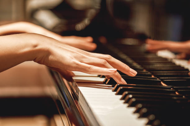 Top 10 Online Piano Tutors Near Dallas Texas