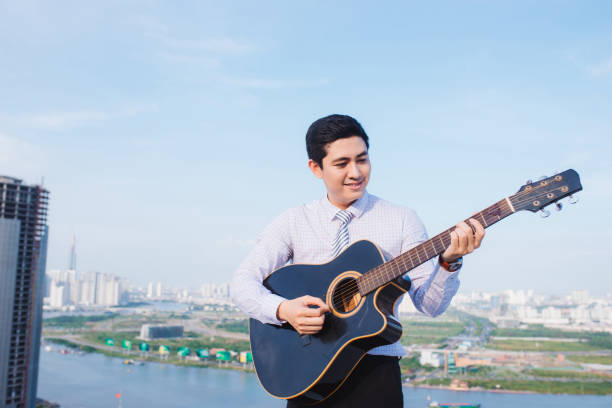 Top Online Guitar Tutors in Seattle Washington