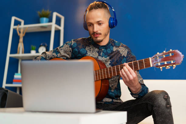 Best Online Guitar Classes in Indiana USA