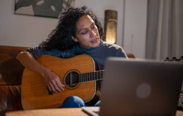 Best Online Guitar Classes in California