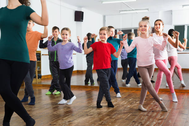 Top 10 Best Online Bollywood Dance Classes in Montreal Canada